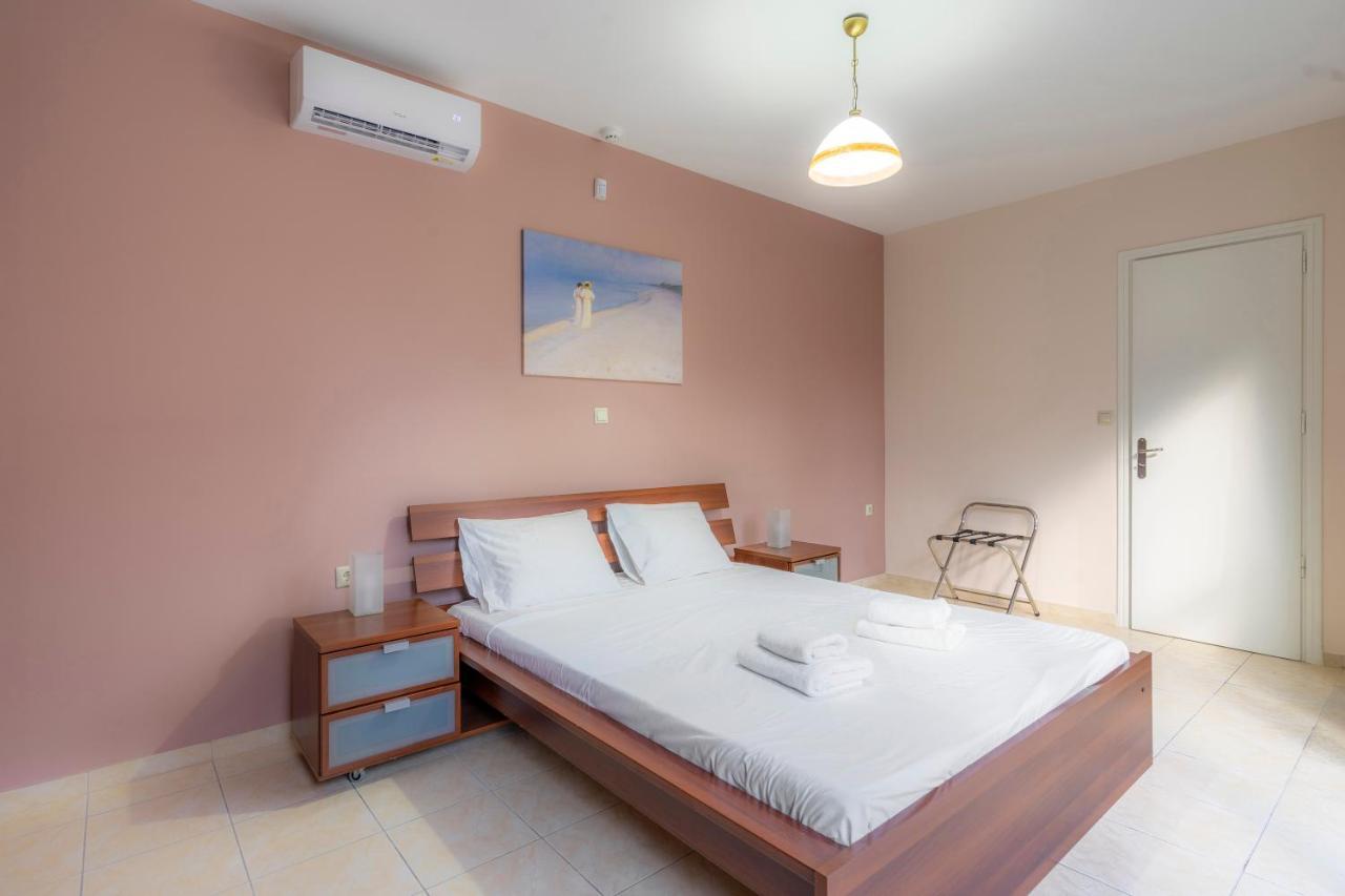 2 Bedroom Renovated Apartment With A View 雅典 外观 照片